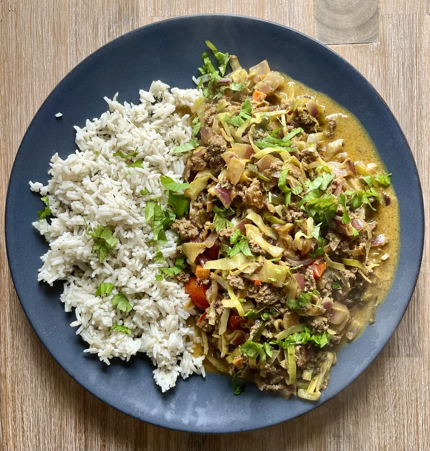 Thaise curry met wokgroenten en rundergehakt
